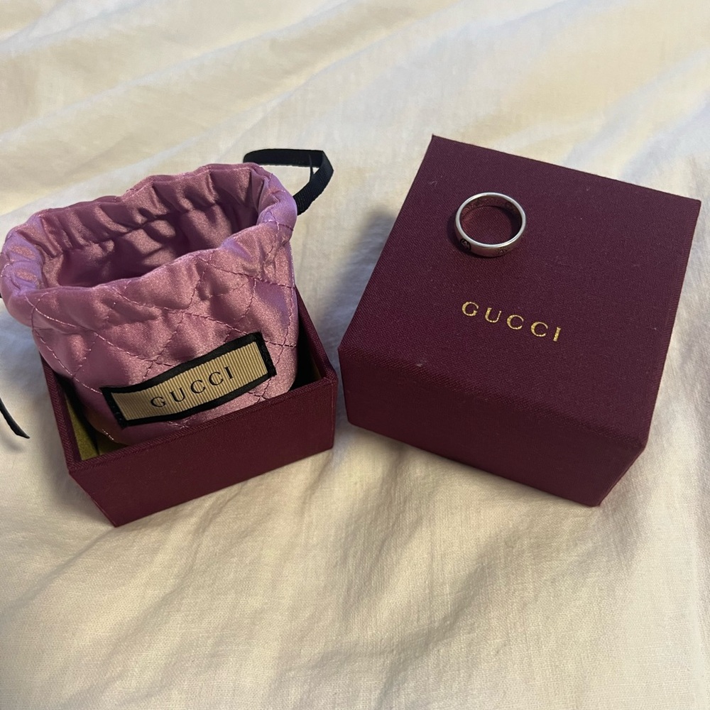 Gucci blind for love ring - size 7